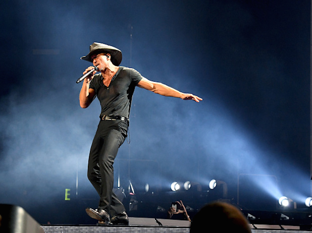 Tim McGraw at Lakeview Amphitheater