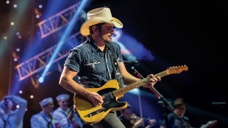 Brad Paisley, Jordan Davis & Gabby Barrett at Lakeview Amphitheater